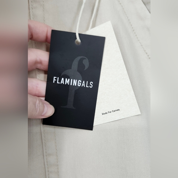 Flamingals NWT Womens Straight Leg Pants Size 4XL Khaki Neutral Normcore Staple - Picture 5 of 9